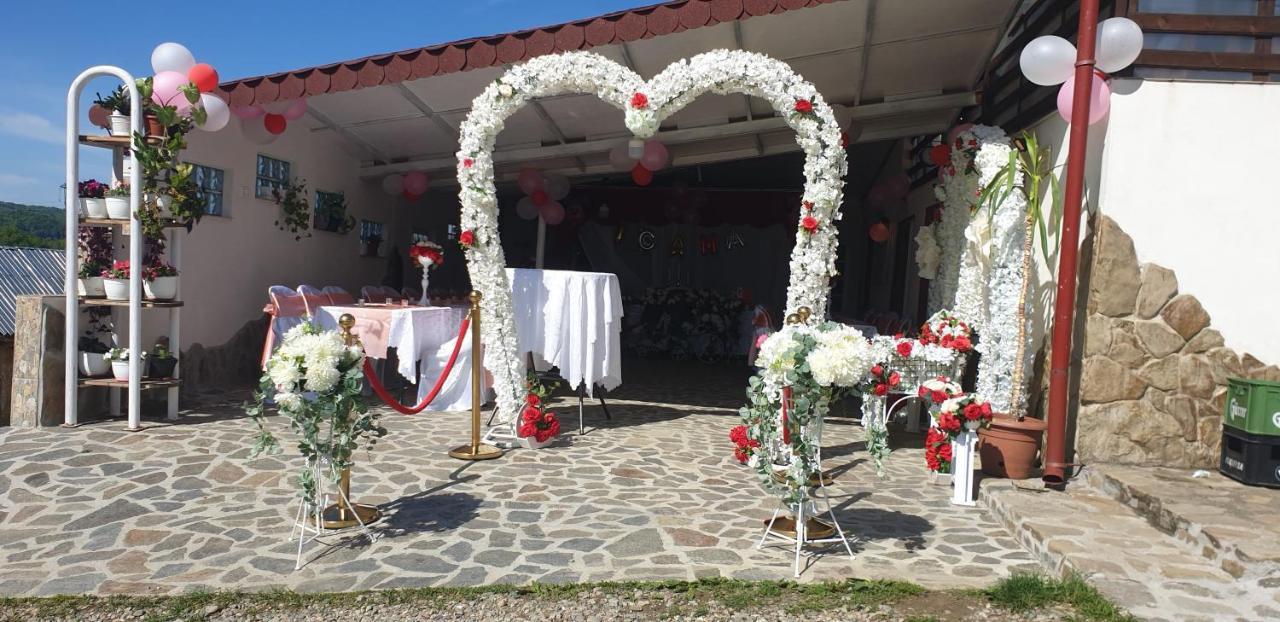 La Curtea Argeseana Apartamento Valea Iasului Exterior foto