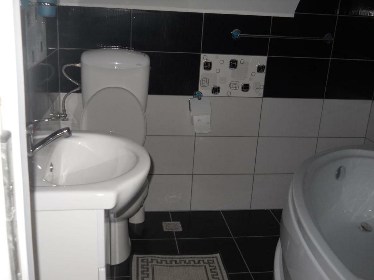 La Curtea Argeseana Apartamento Valea Iasului Exterior foto